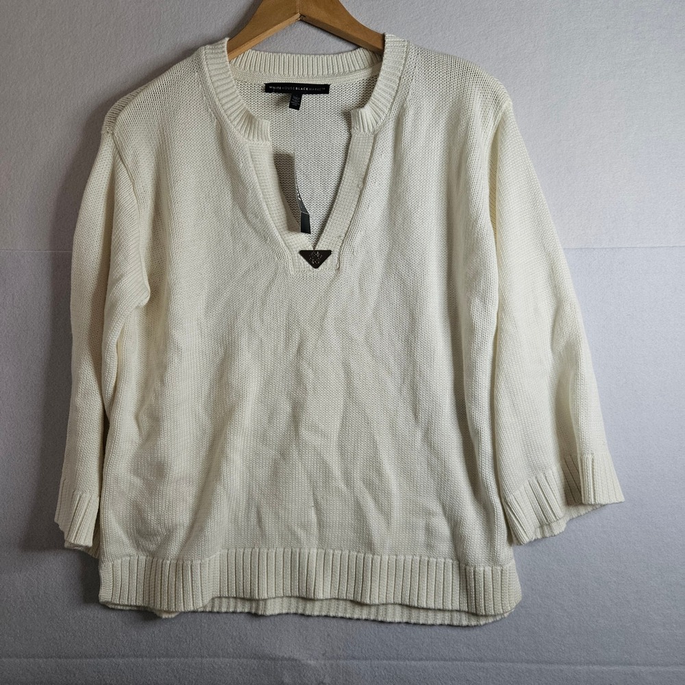 White‎ House Black Market Soft Crema V-Neck Hardware Sweater 570331055 Small NEW
